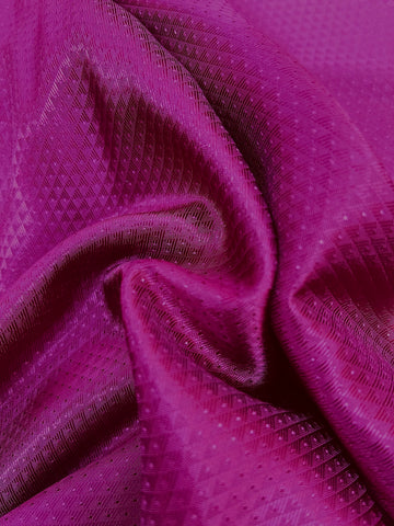 Raspberry Coloured Triangle Pattern Lining